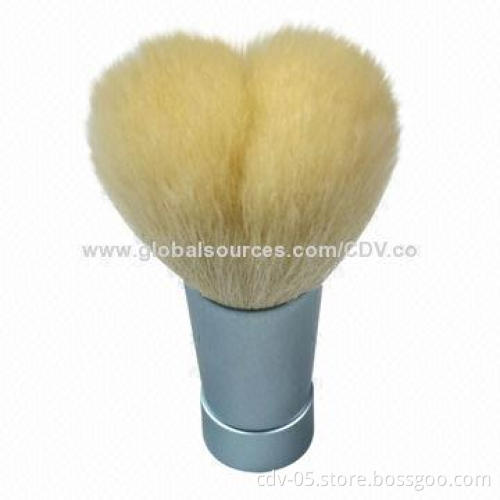 Kabuki makeup brushes, made of aluminum ferrule and great goat hair in heart shape